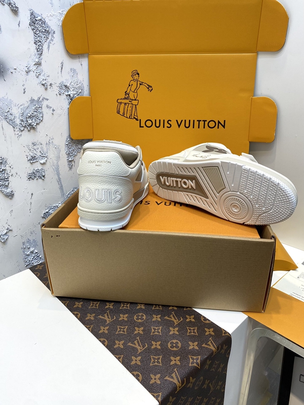 ルイヴィトン靴全体デザイン